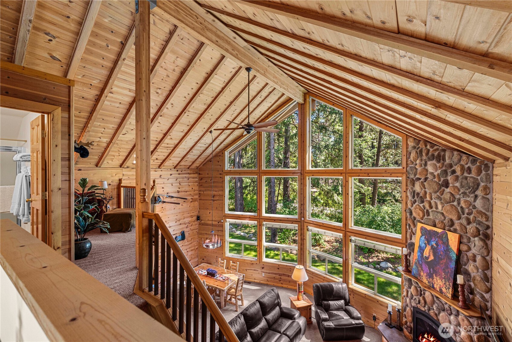 18880 Pine Loop