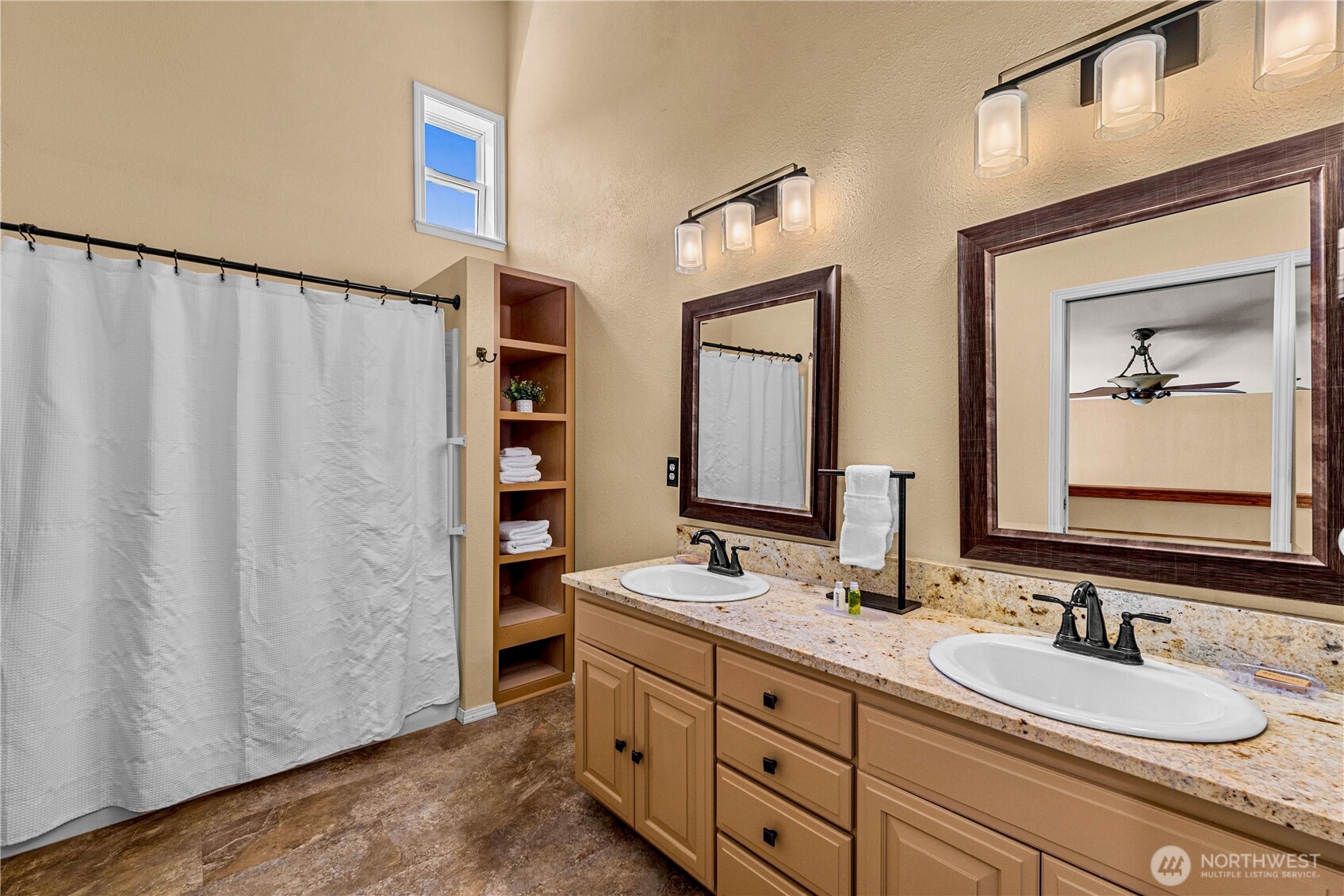 9377 Lone Pine Orchards