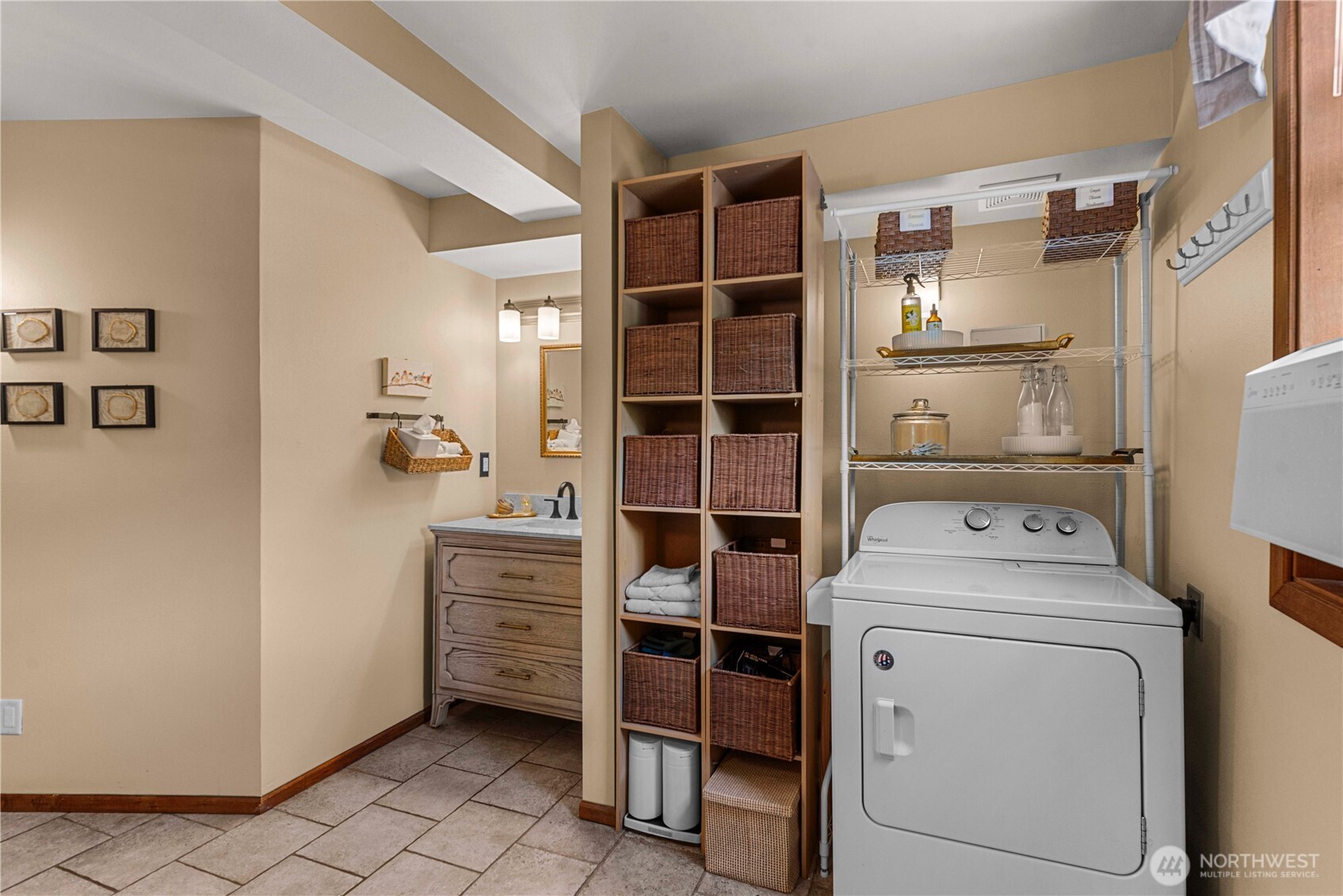 9377 Lone Pine Orchards