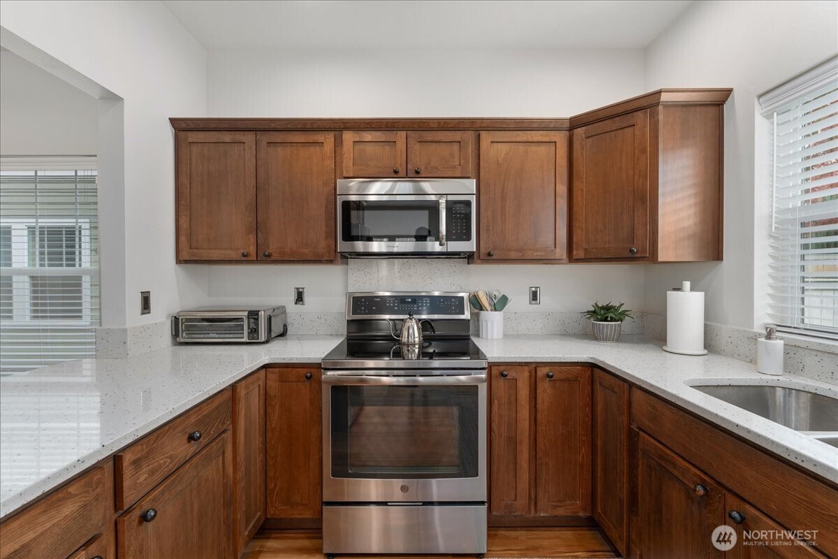 2452 NW Columbia Avenue Unit: 25