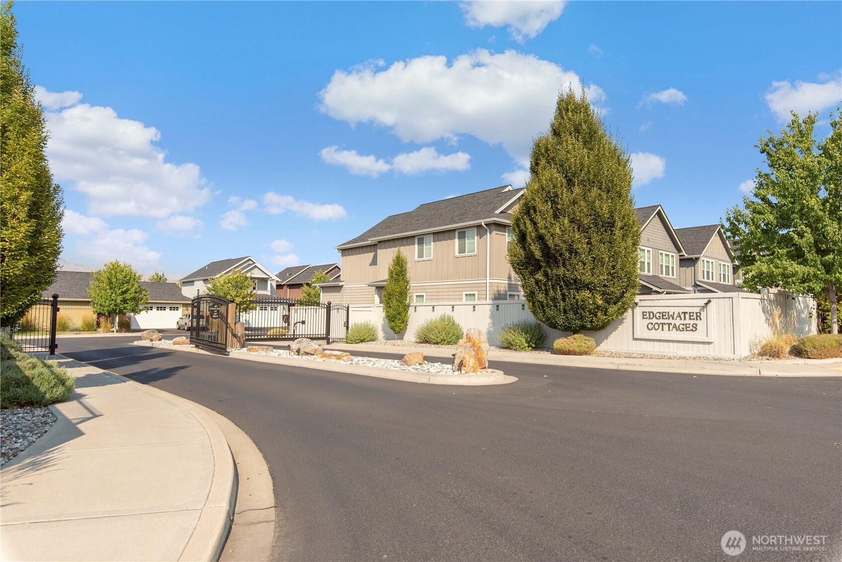 2452 NW Columbia Avenue Unit: 25