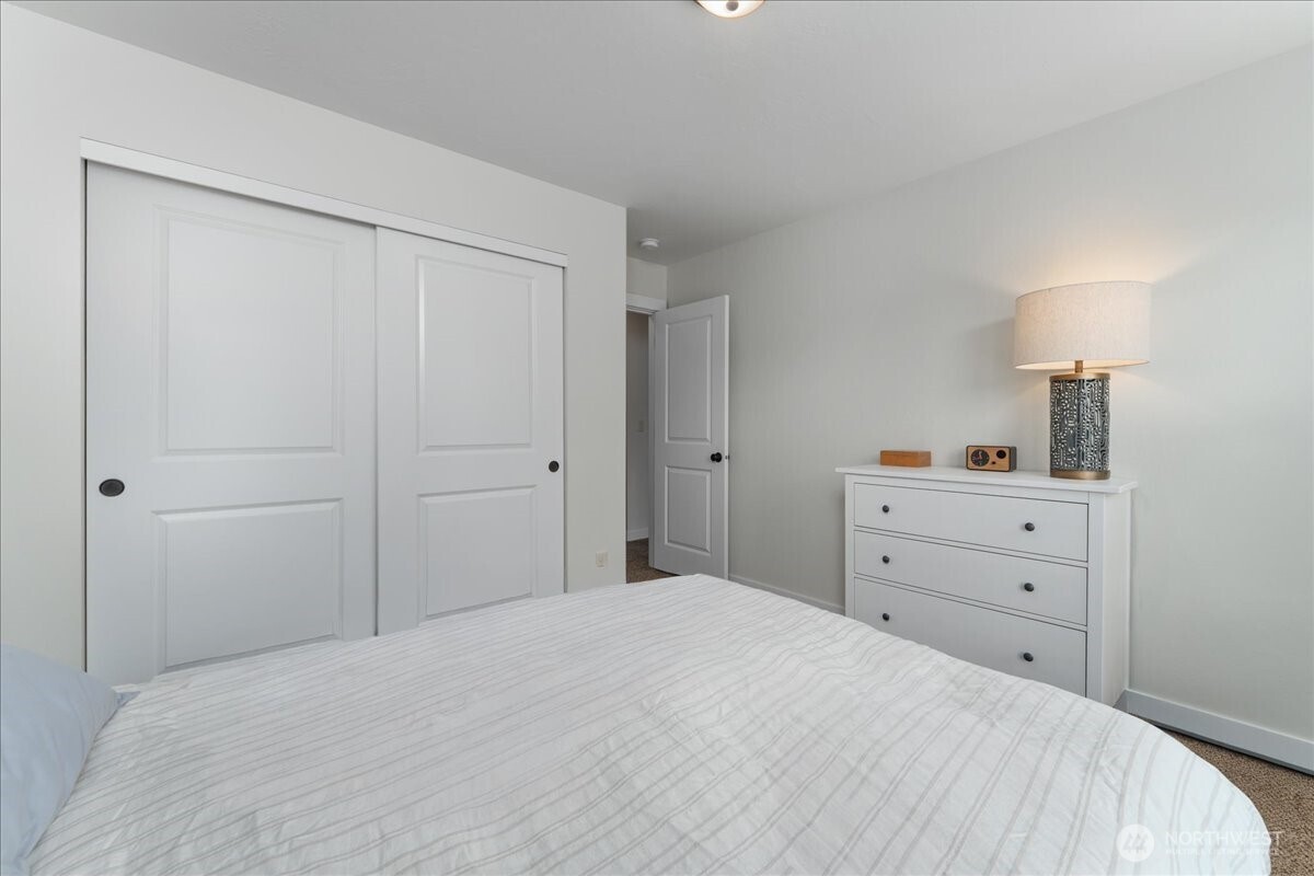 2452 NW Columbia Avenue Unit: 25