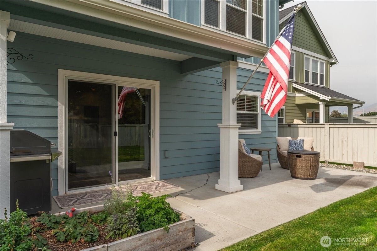 2452 NW Columbia Avenue Unit: 25