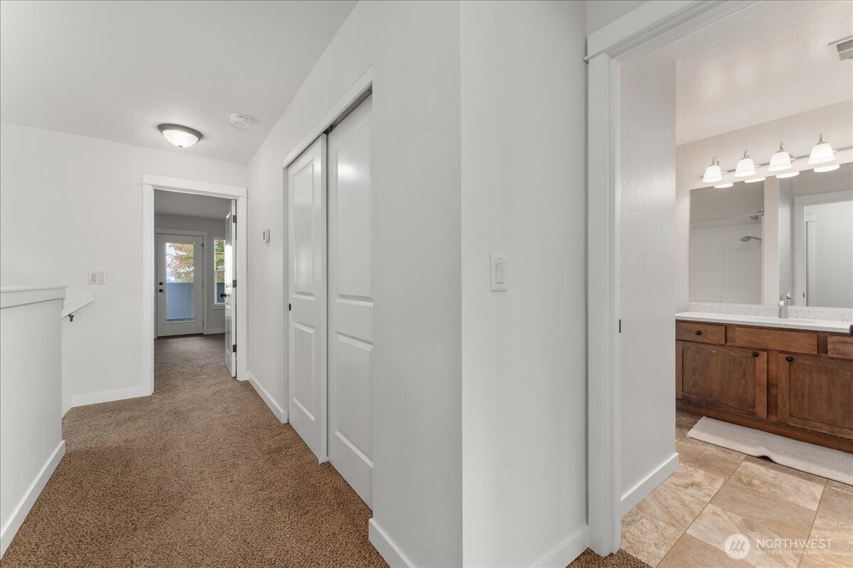 2452 NW Columbia Avenue Unit: 25