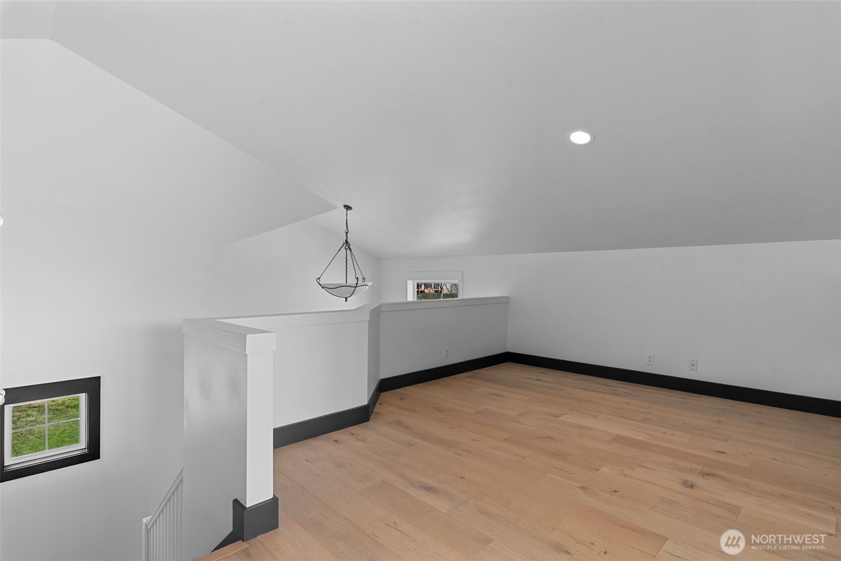 12345 Villiage View