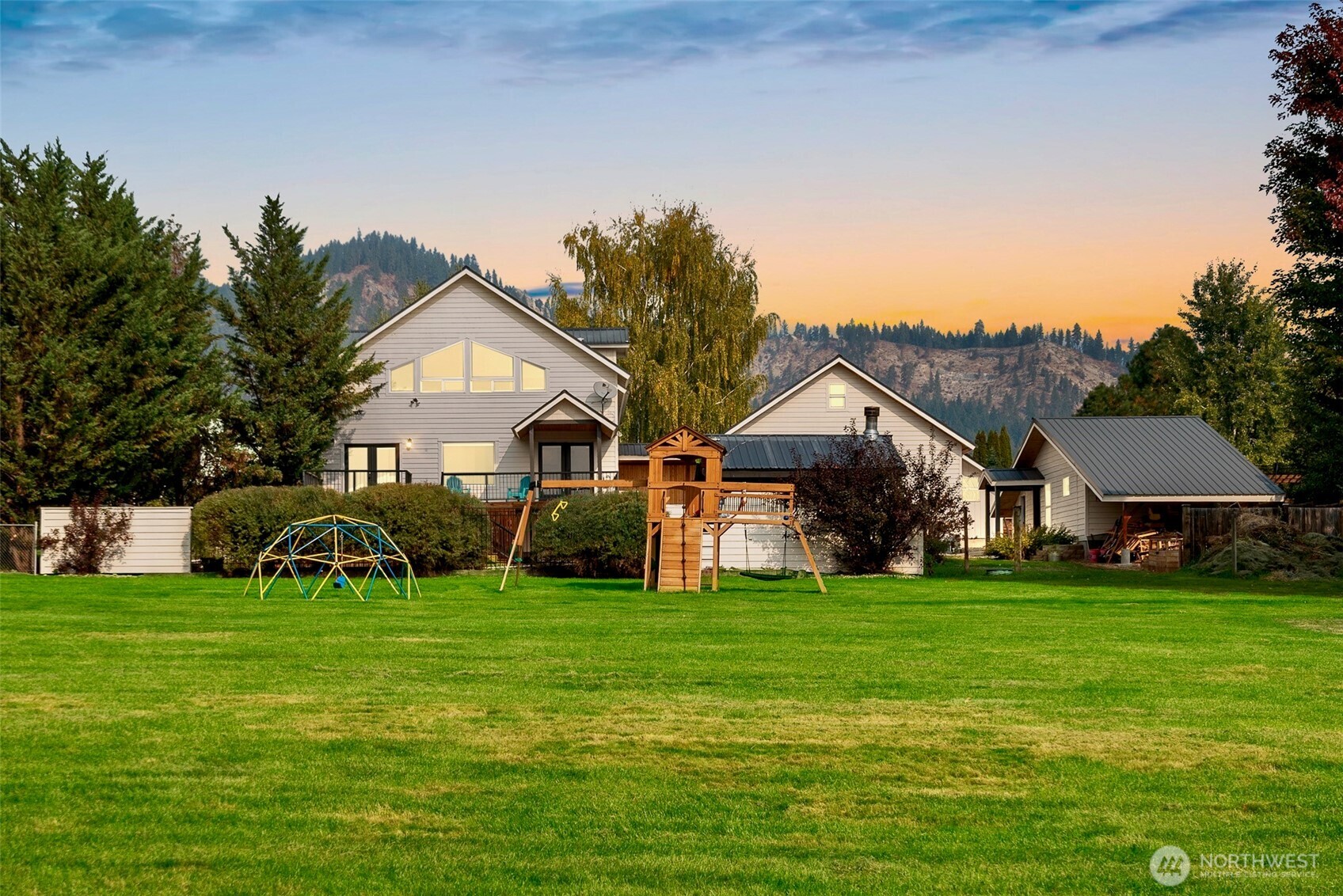 12345 Villiage View