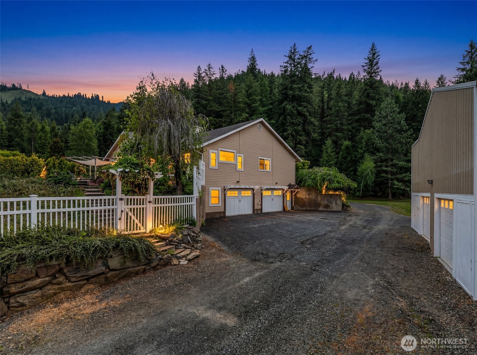 1395 Mission Creek