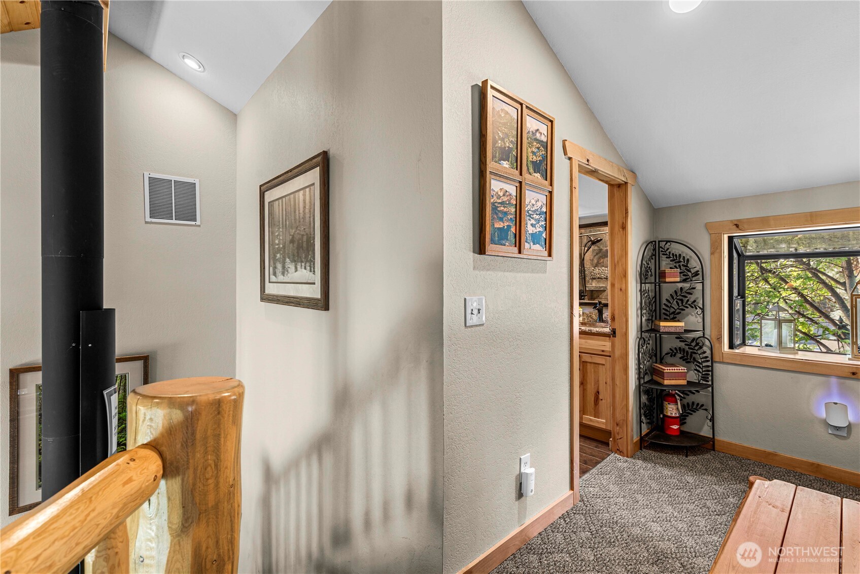 9864 E Leavenworth Road