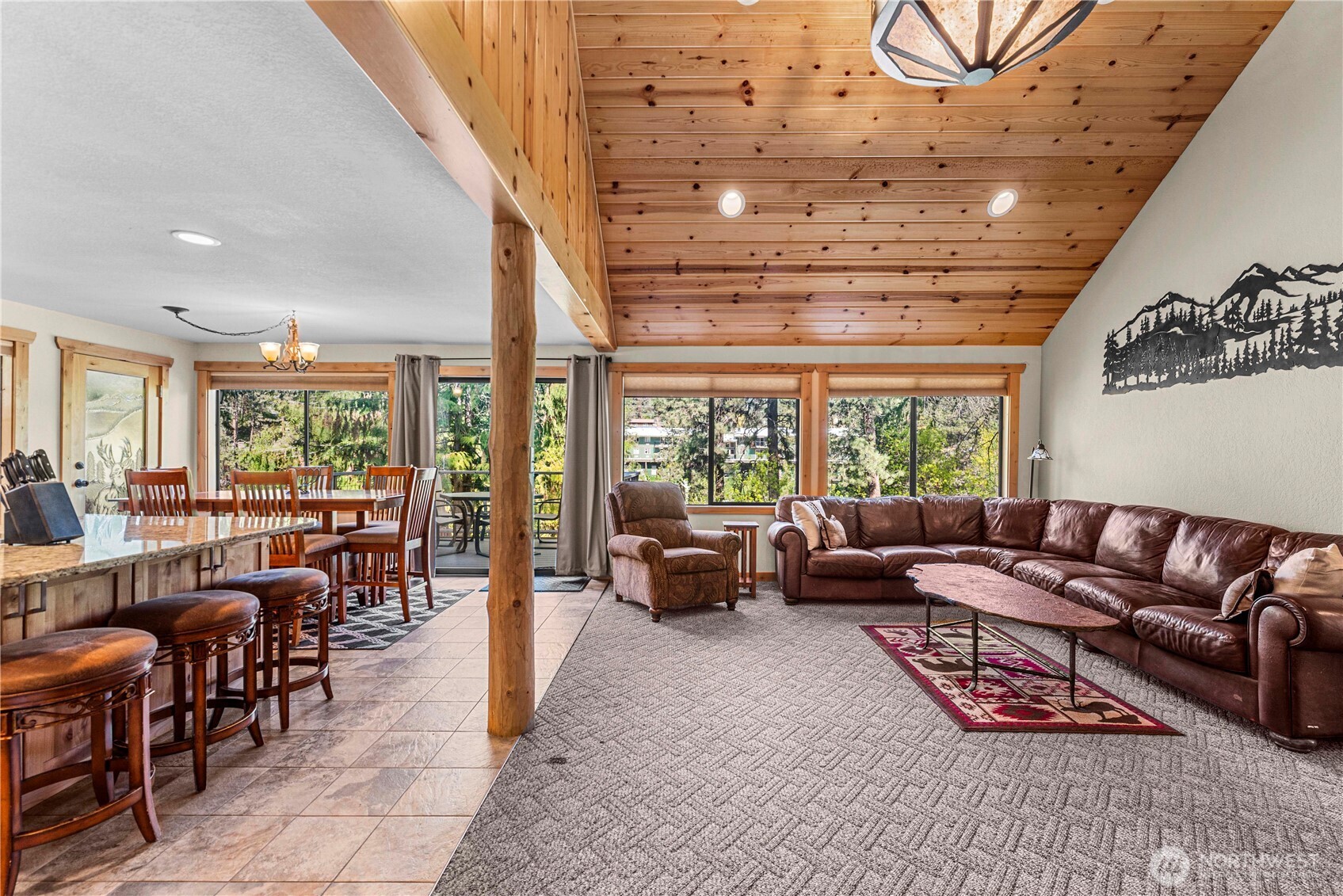 9864 E Leavenworth Road