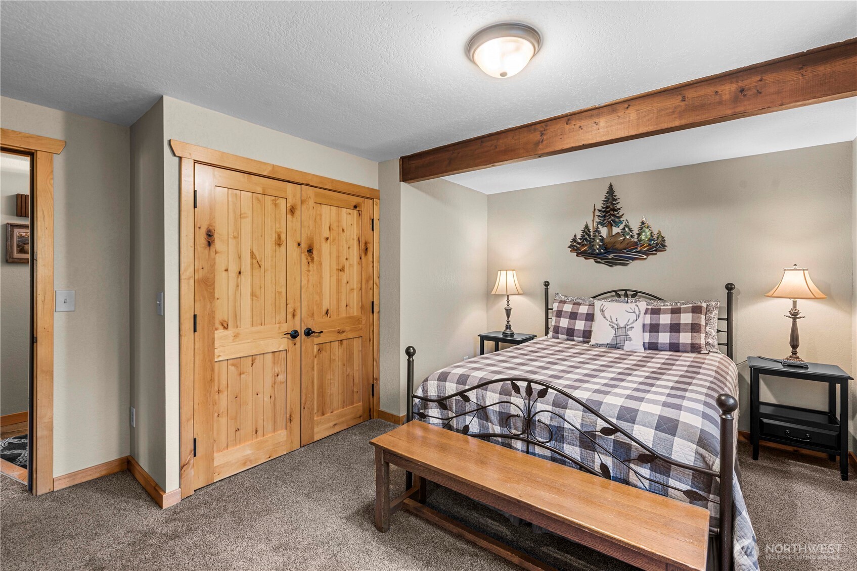 9864 E Leavenworth Road