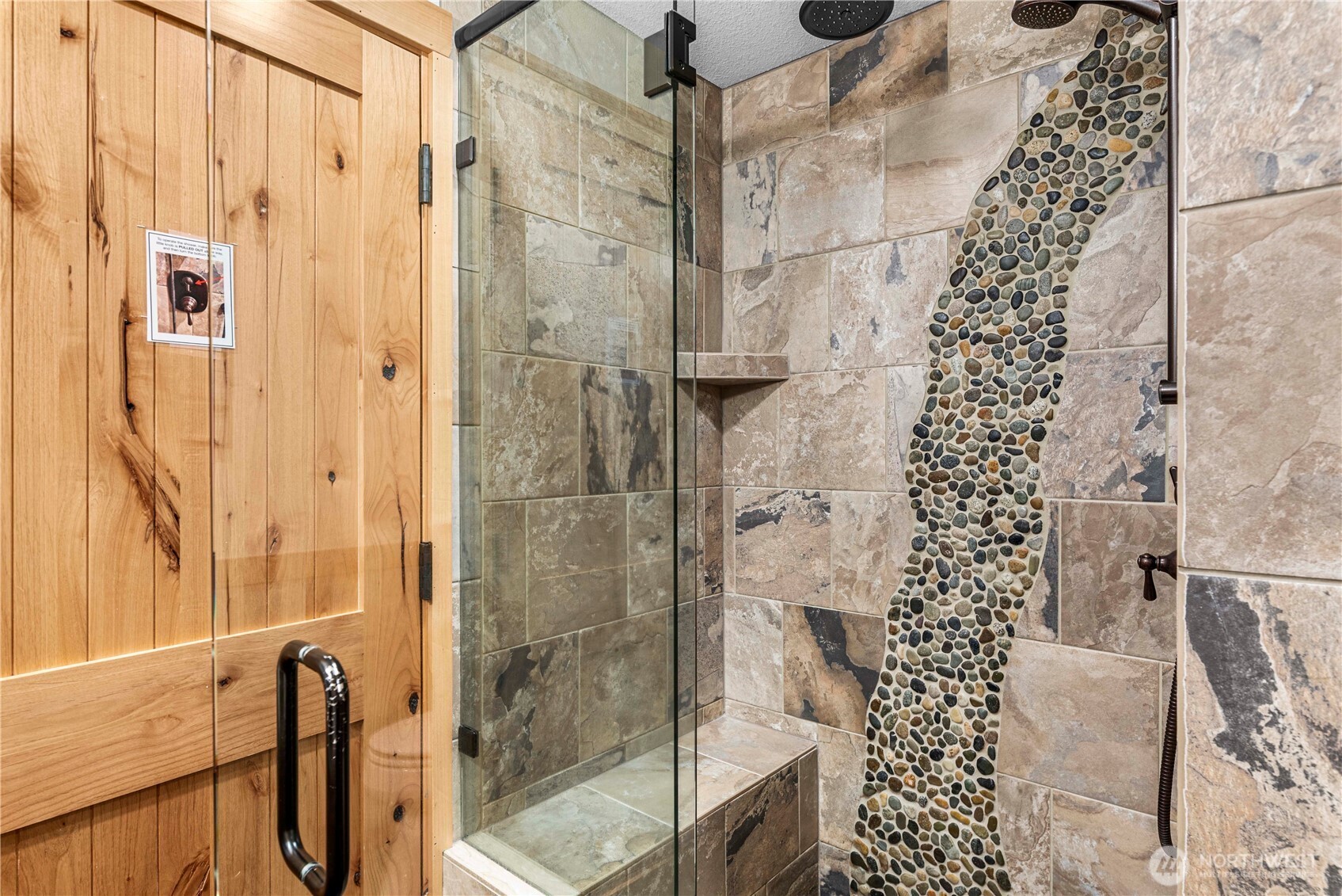 9864 E Leavenworth Road