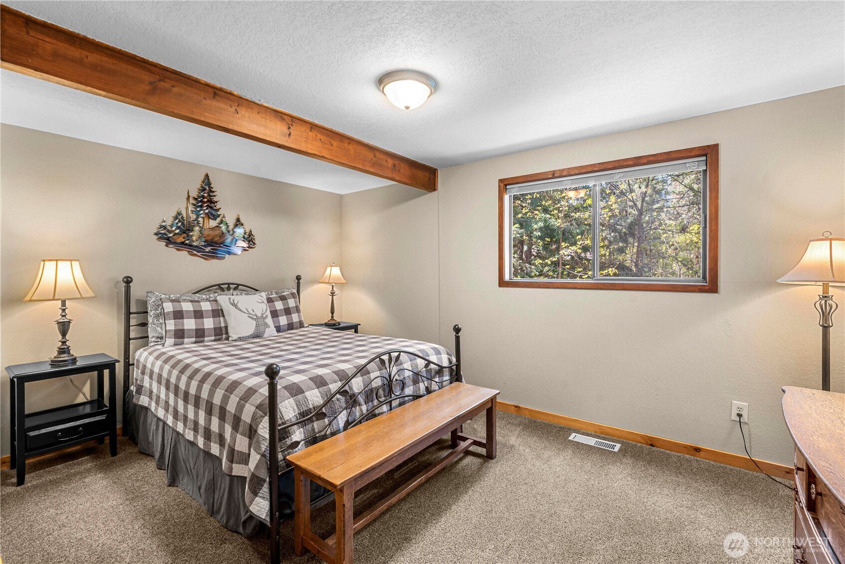 9864 E Leavenworth Road