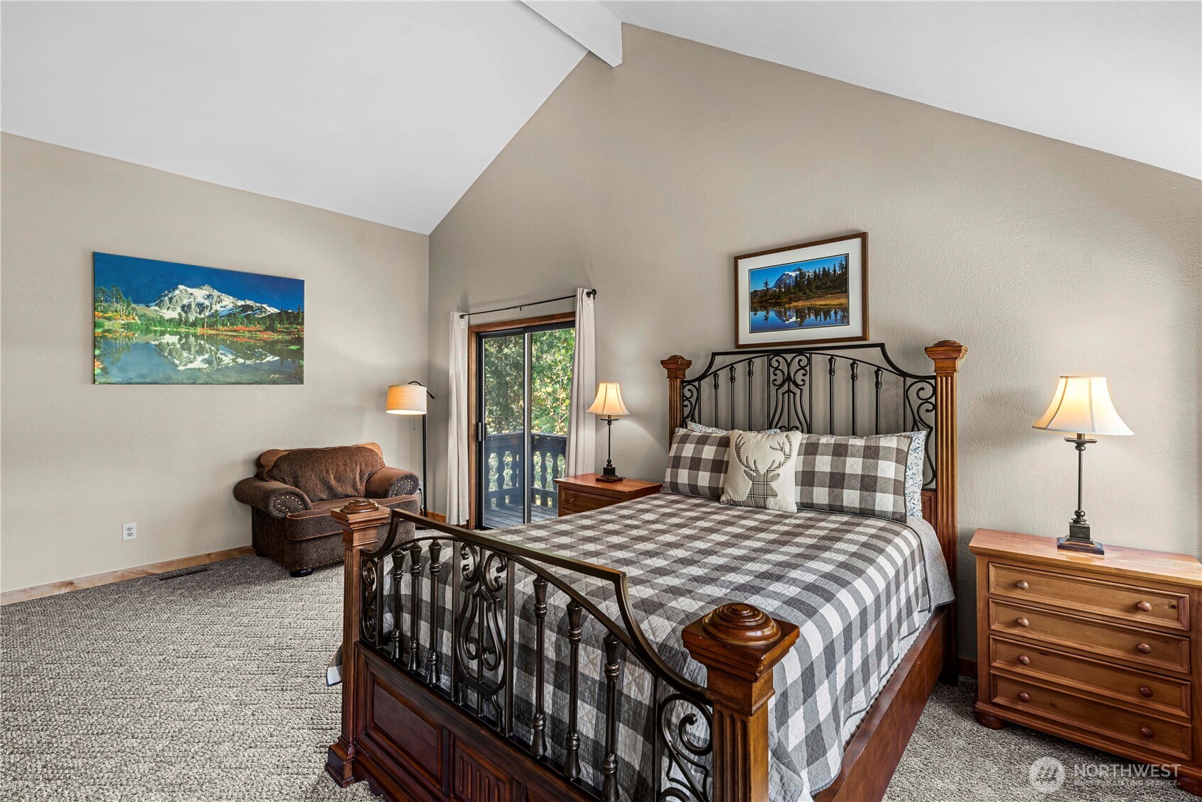 9864 E Leavenworth Road