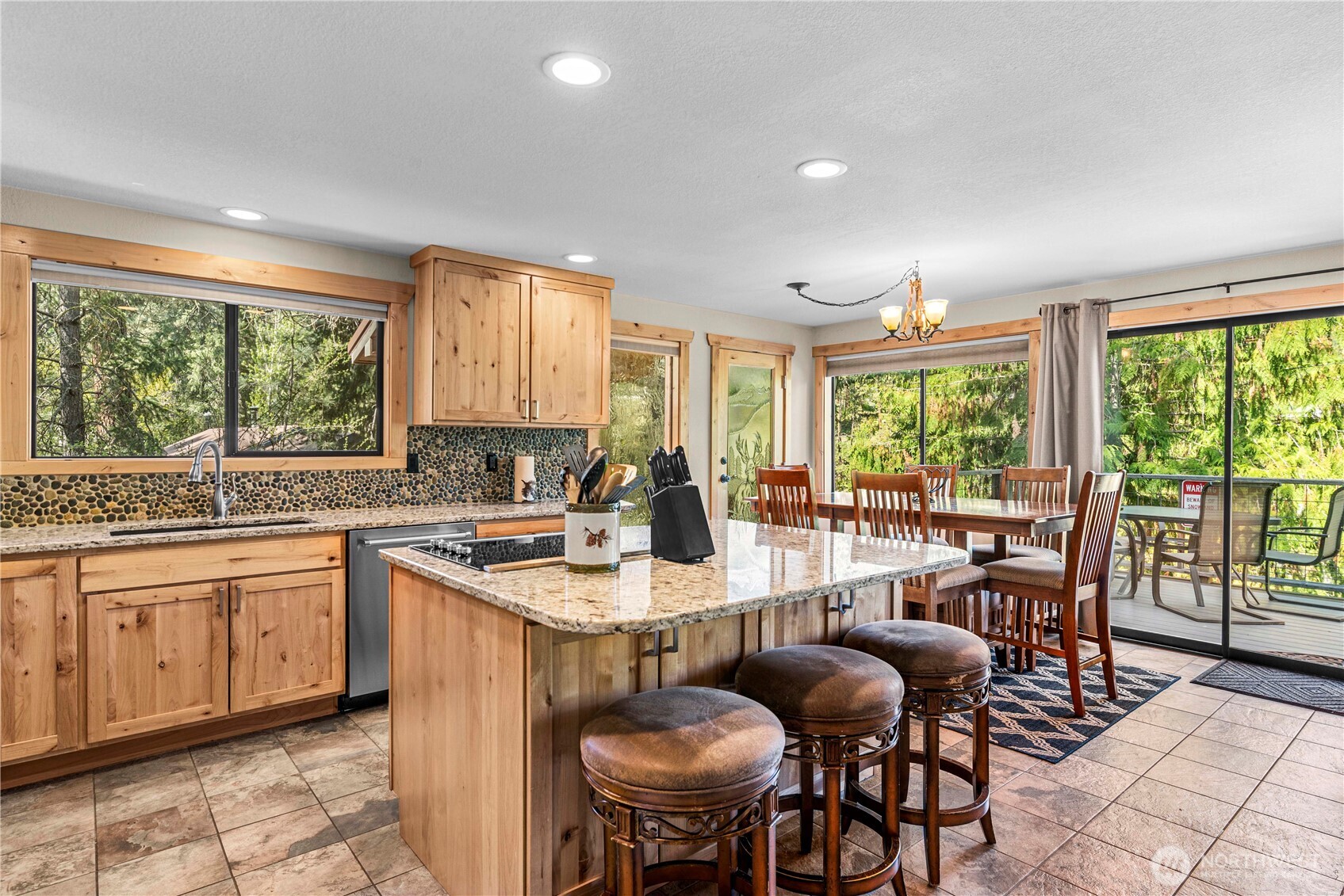 9864 E Leavenworth Road