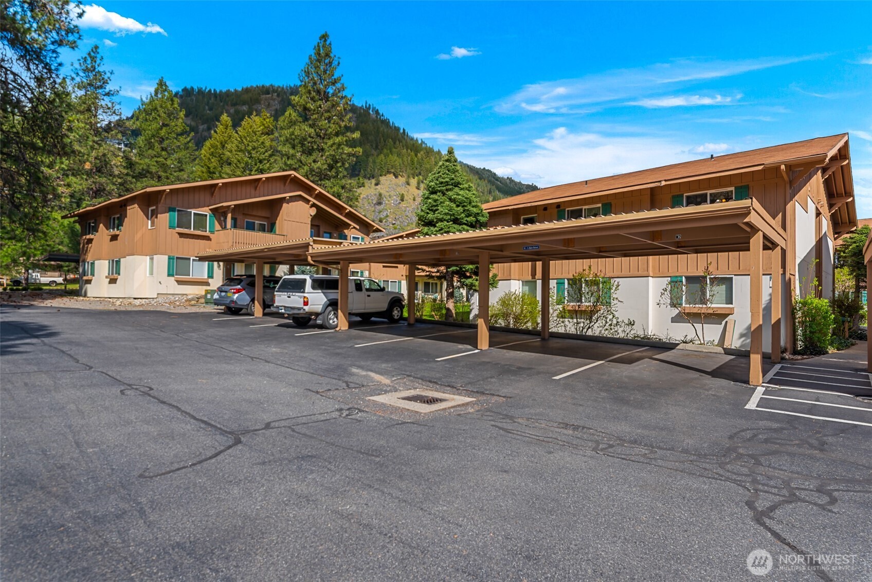 480 Alpine Place
