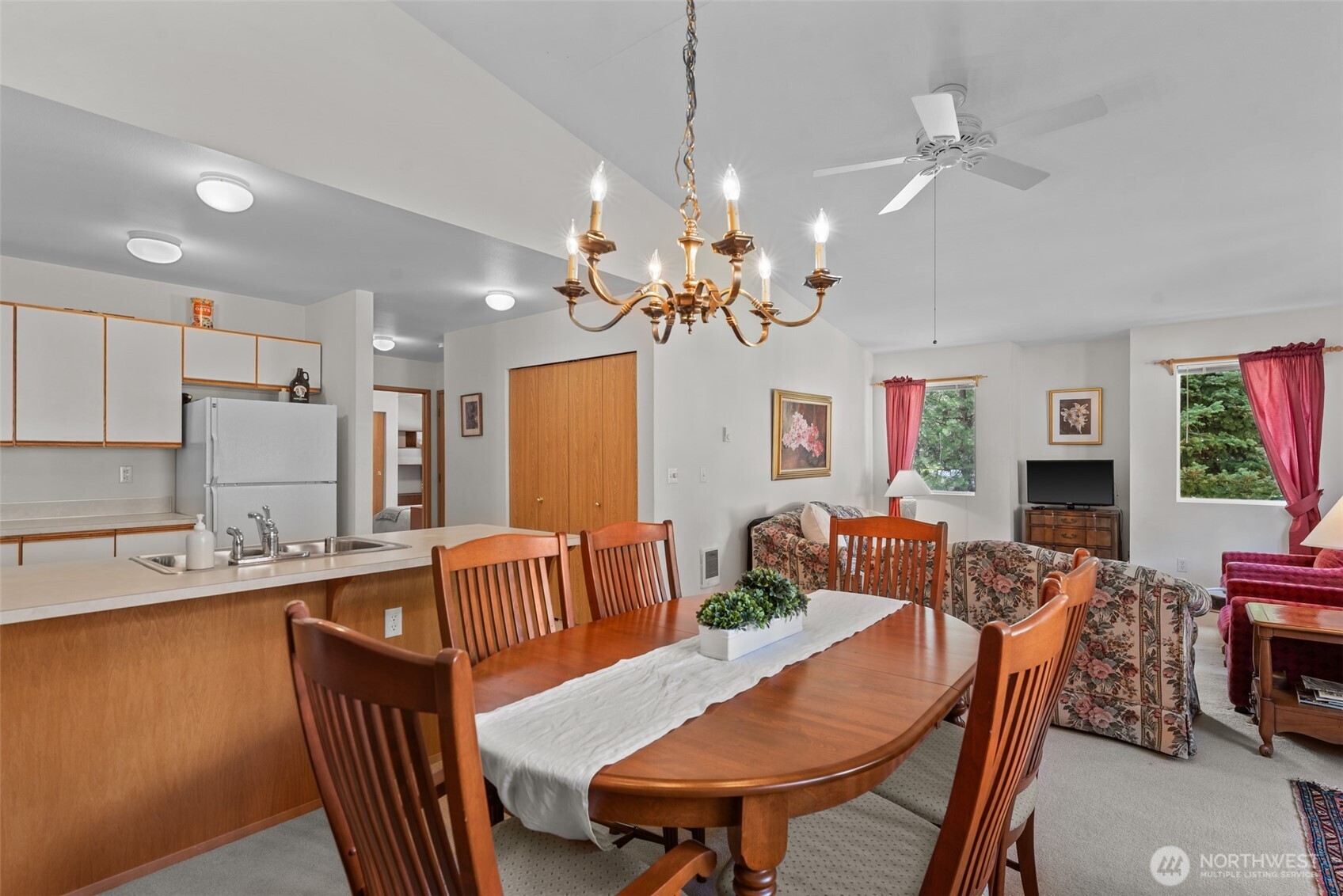 480 Alpine Place