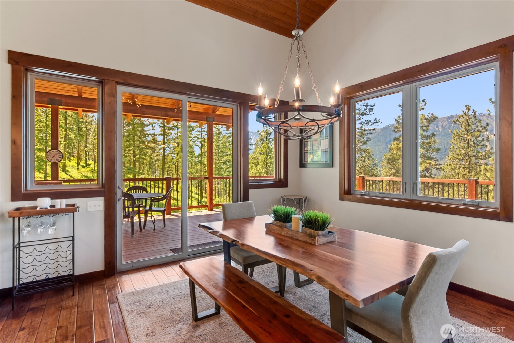 239 Foxridge Lane