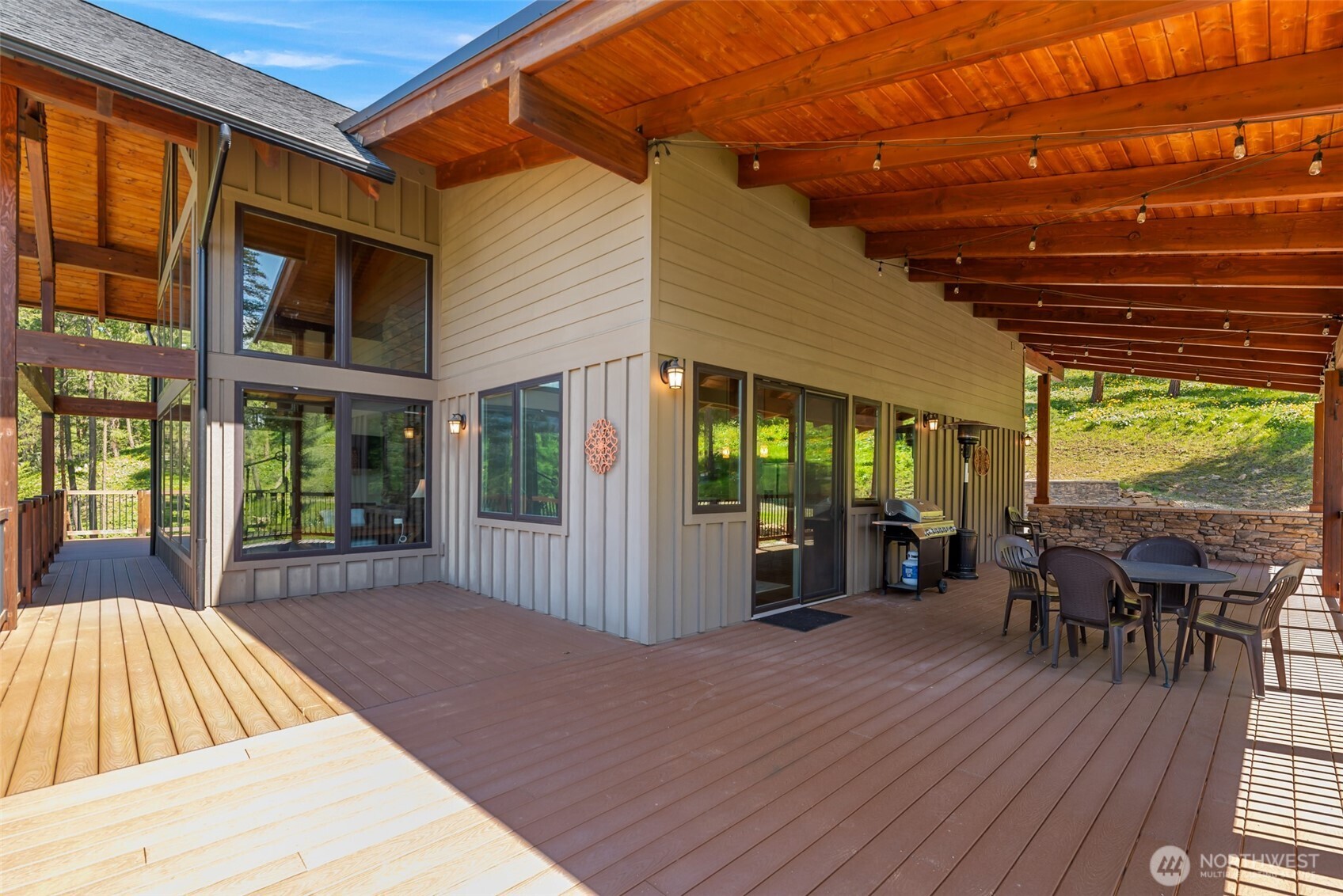 239 Foxridge Lane