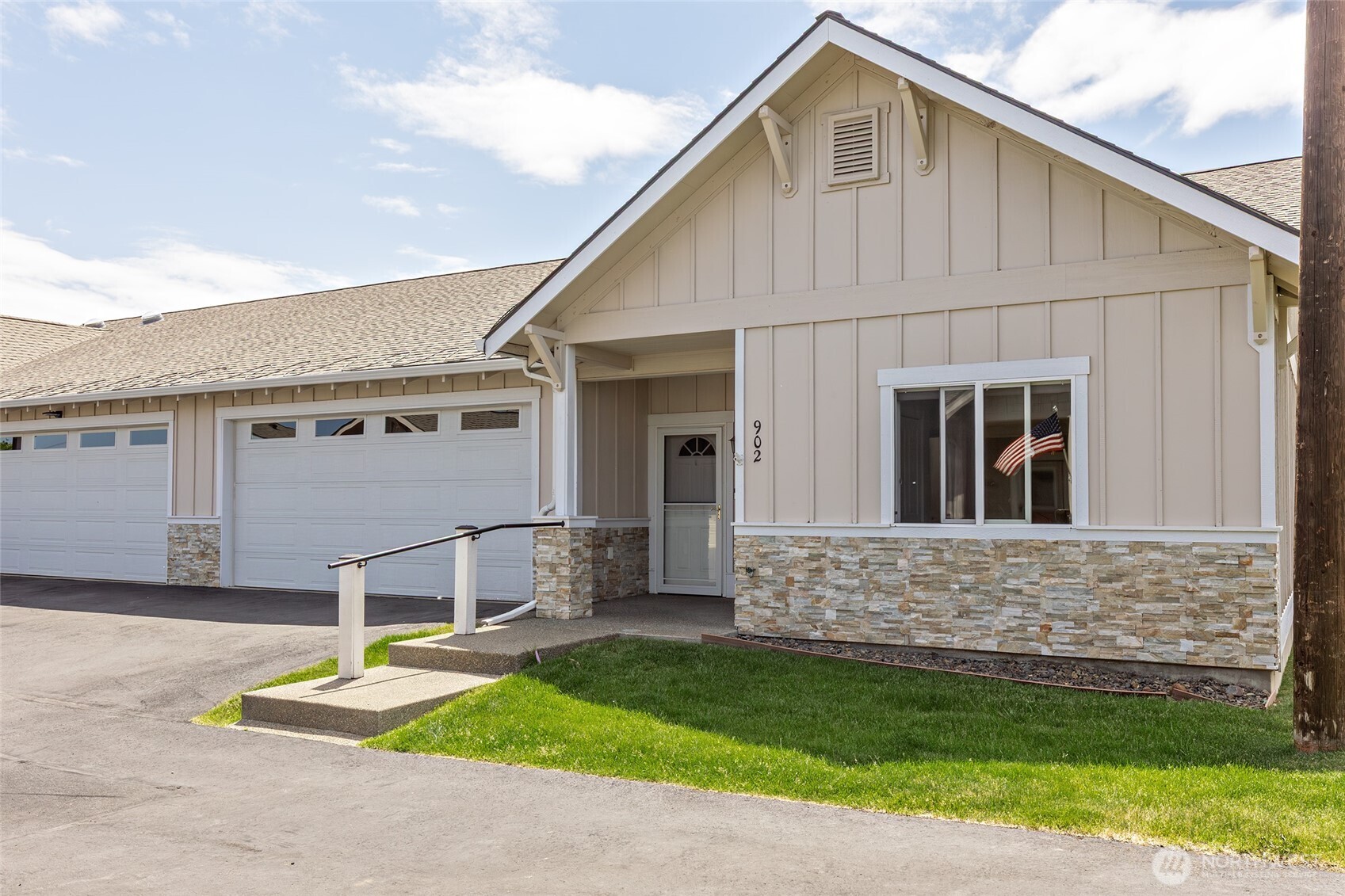 803 S Willow Street Unit: 902