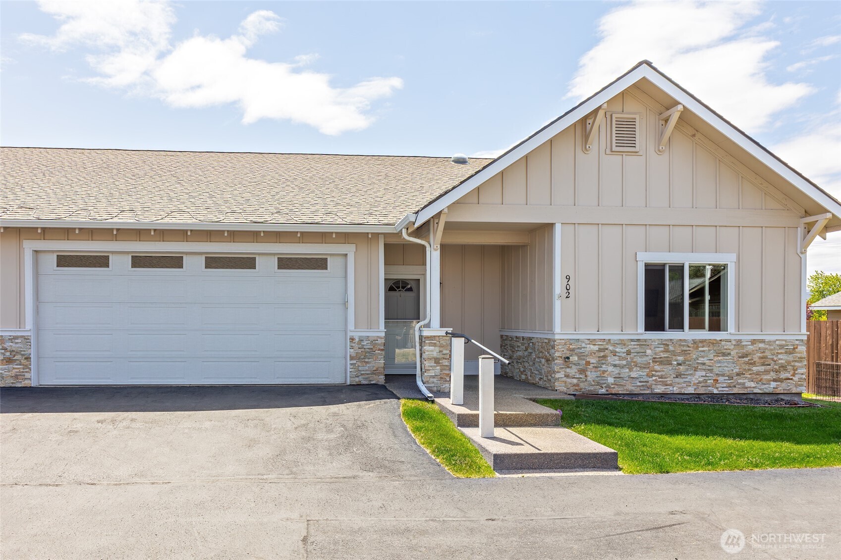 803 S Willow Street Unit: 902