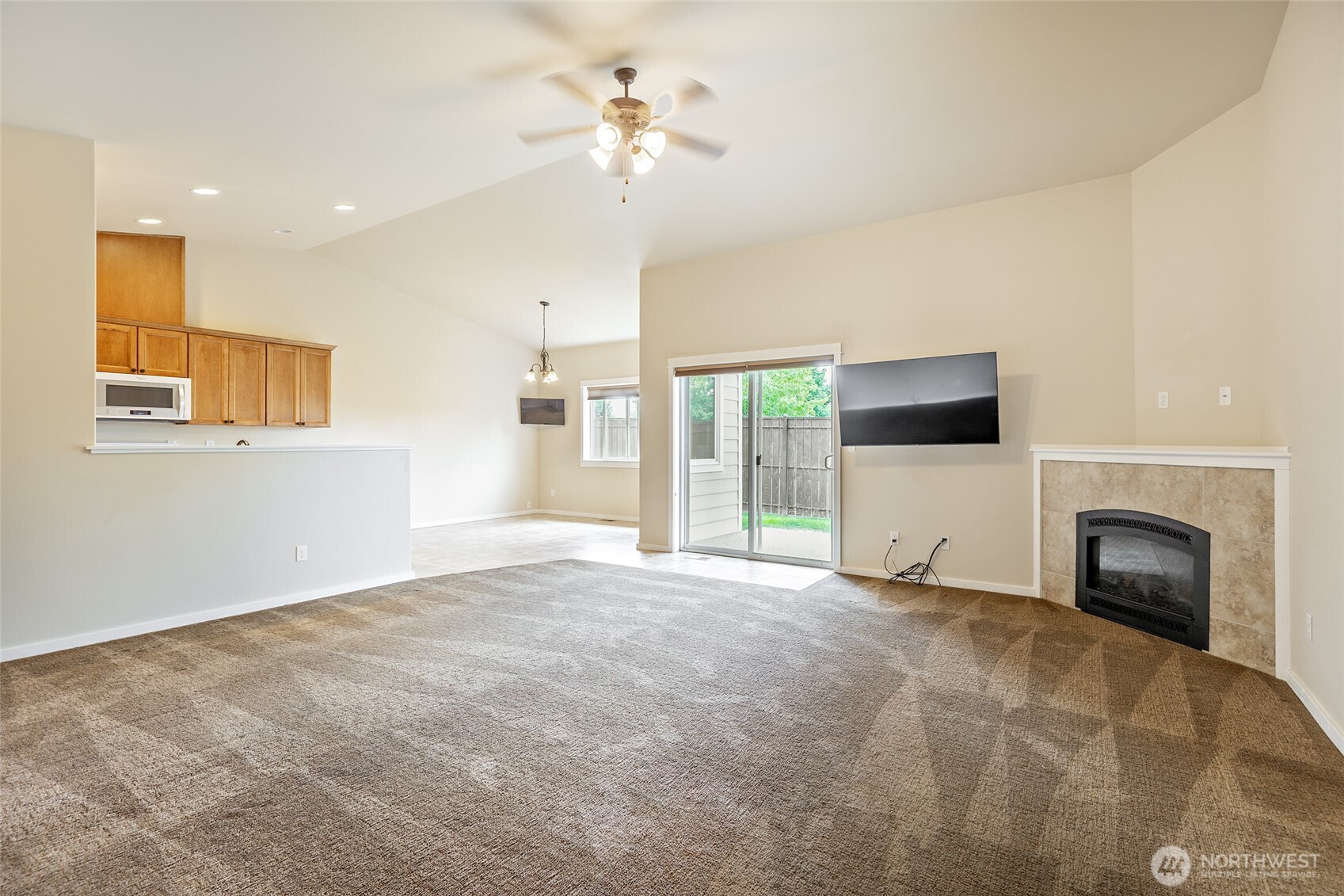 803 S Willow Street Unit: 902