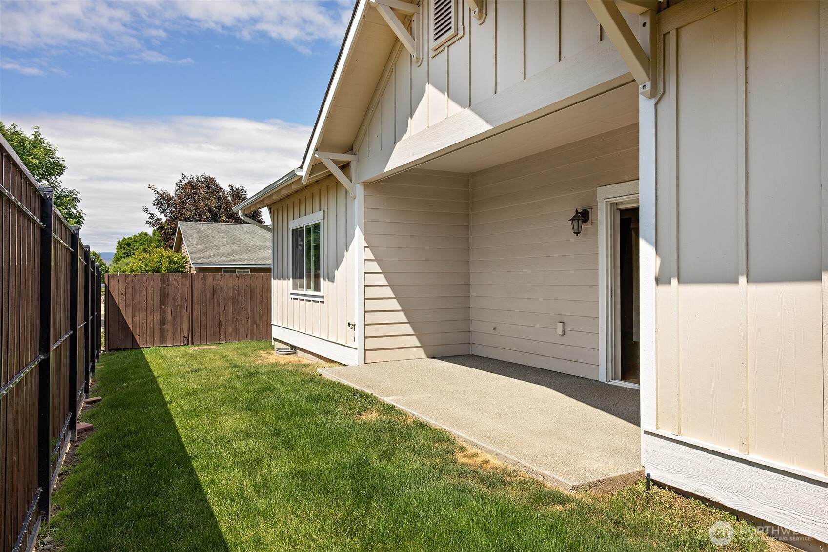 803 S Willow Street Unit: 902
