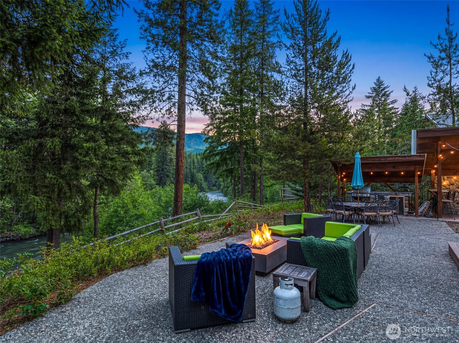 2220 Riffle Drive