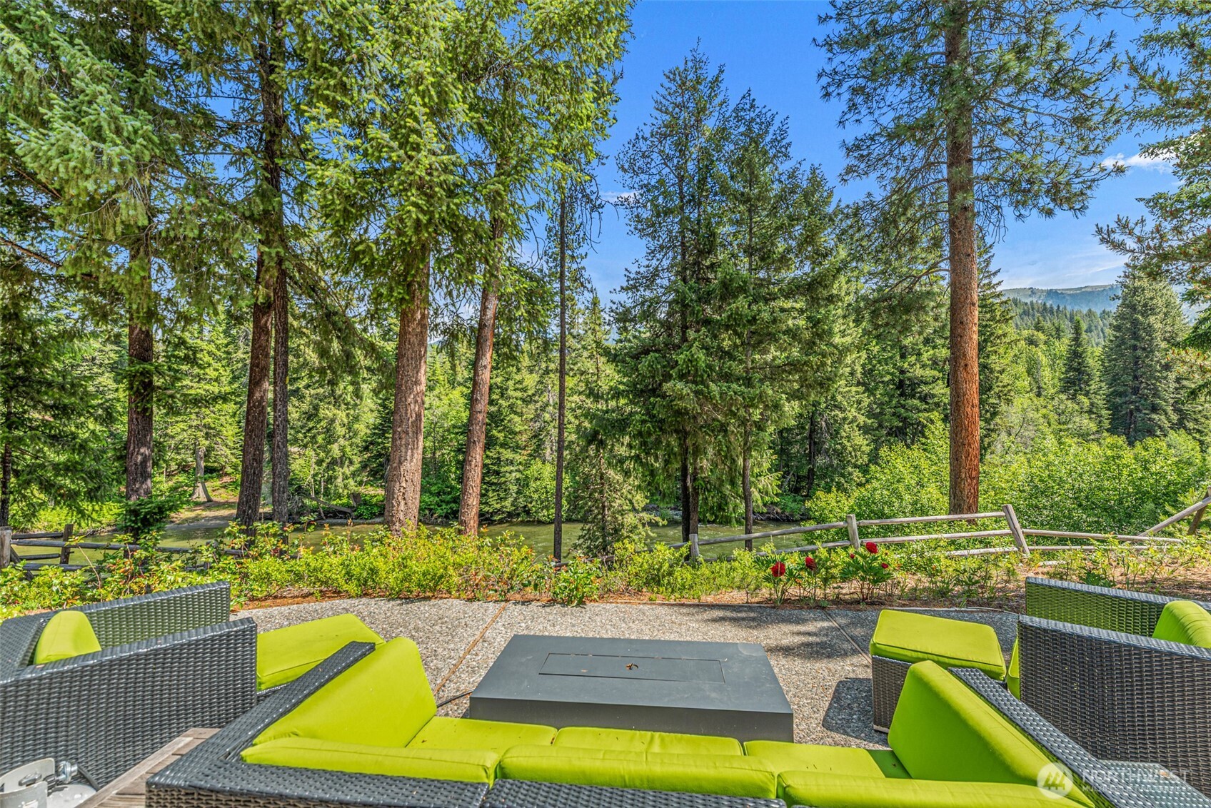 2220 Riffle Drive