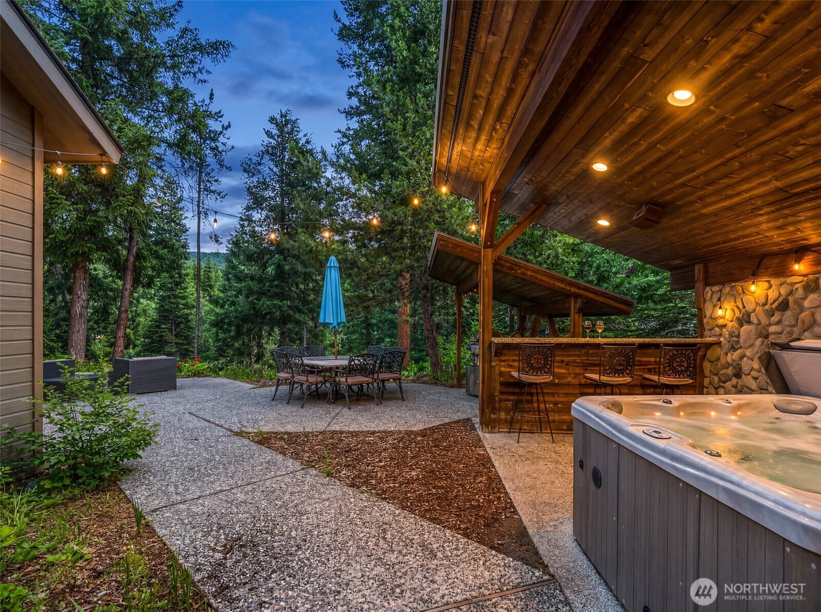 2220 Riffle Drive