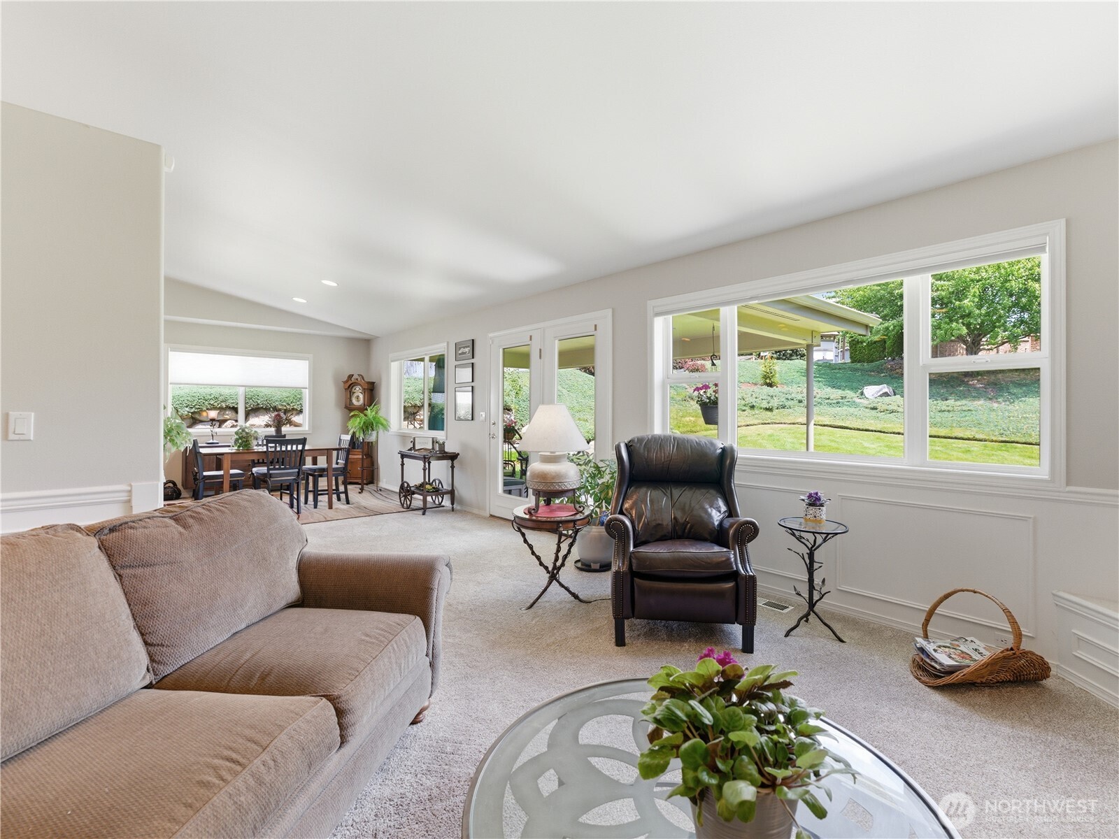 1380 Eastmont Avenue Unit: 1301
