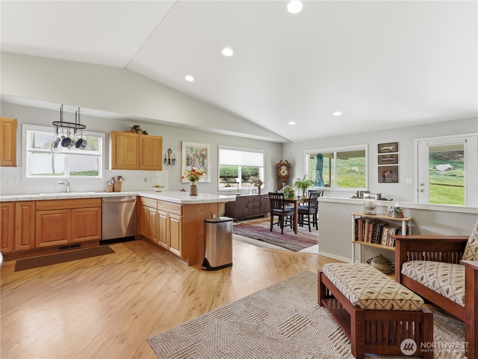 1380 Eastmont Avenue Unit: 1301