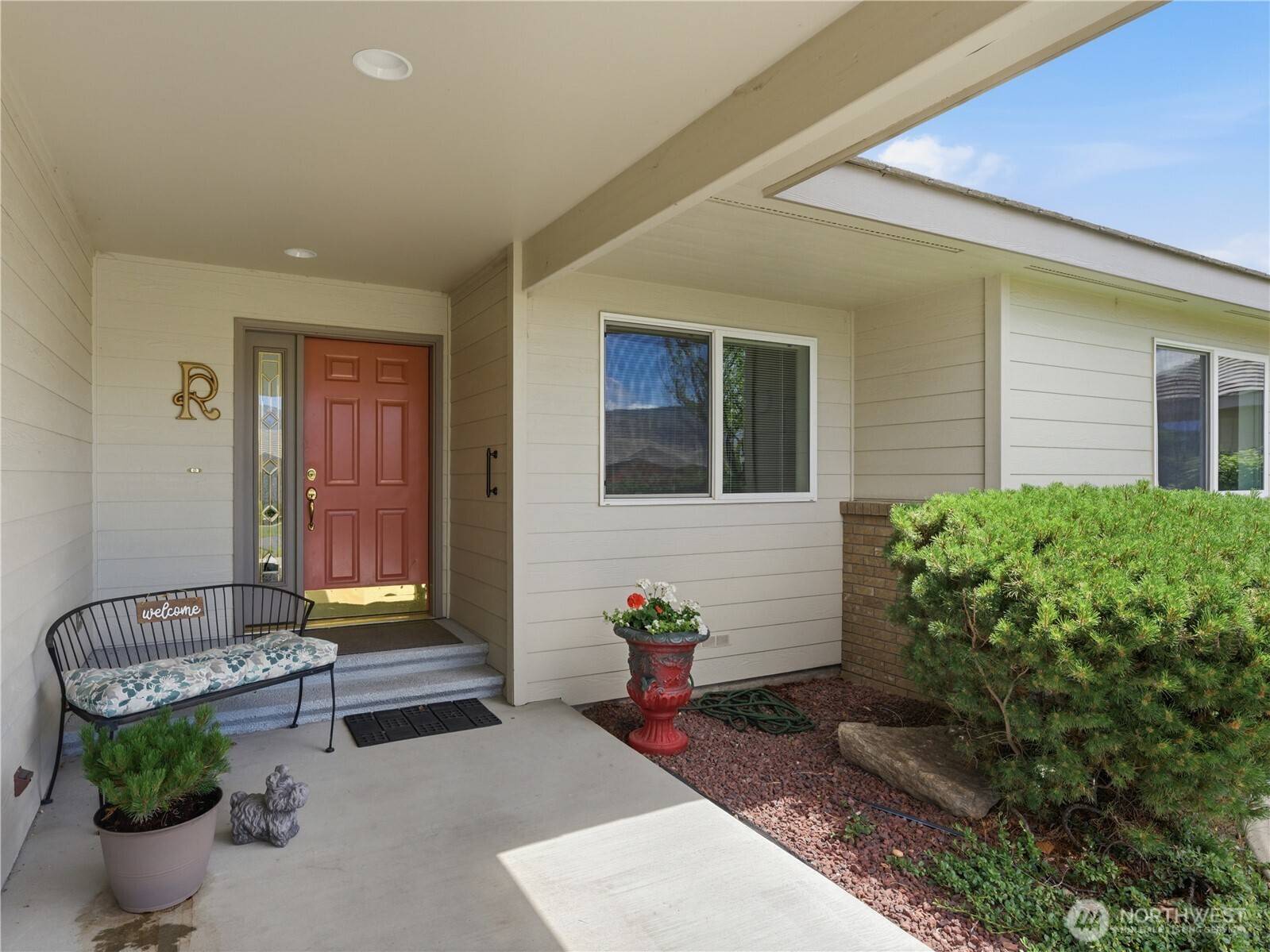 1380 Eastmont Avenue Unit: 1301
