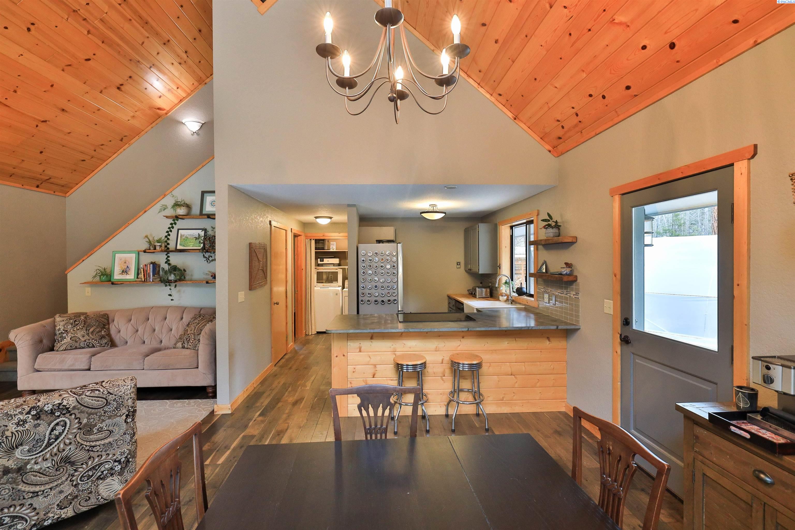 16068 River Road