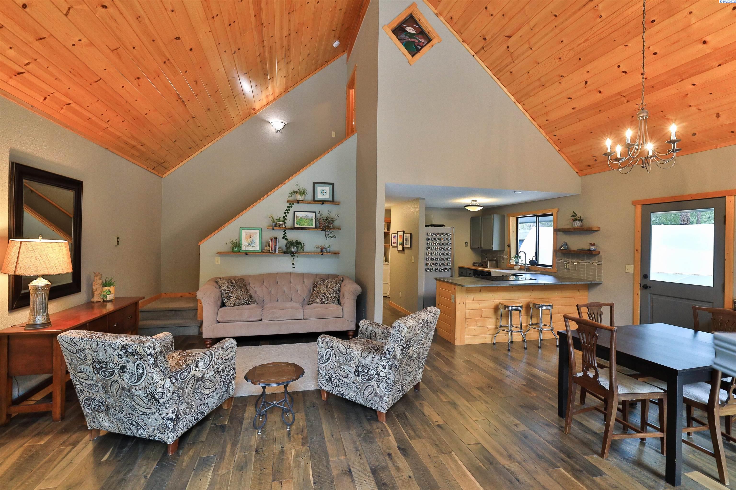16068 River Road