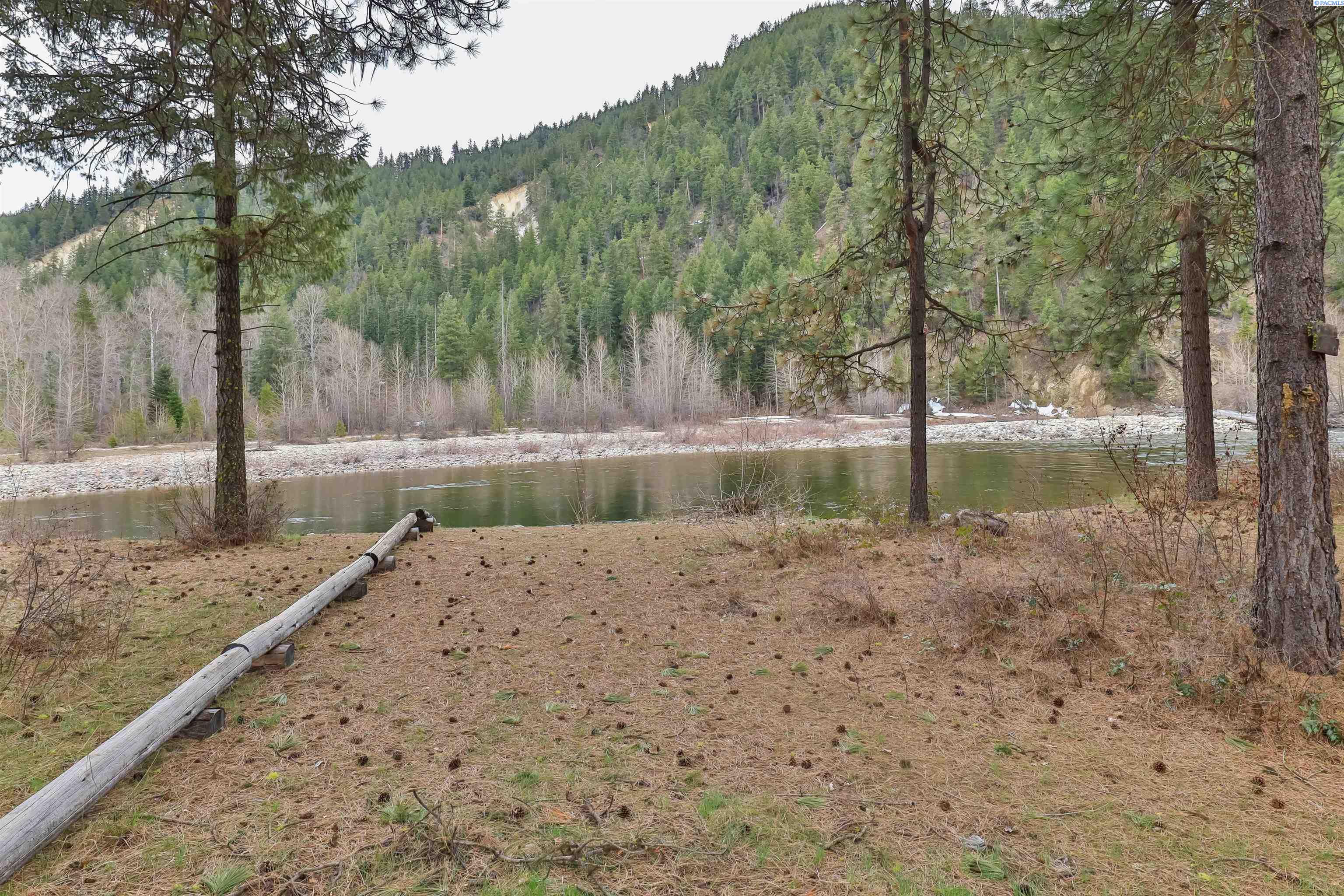 16068 River Road