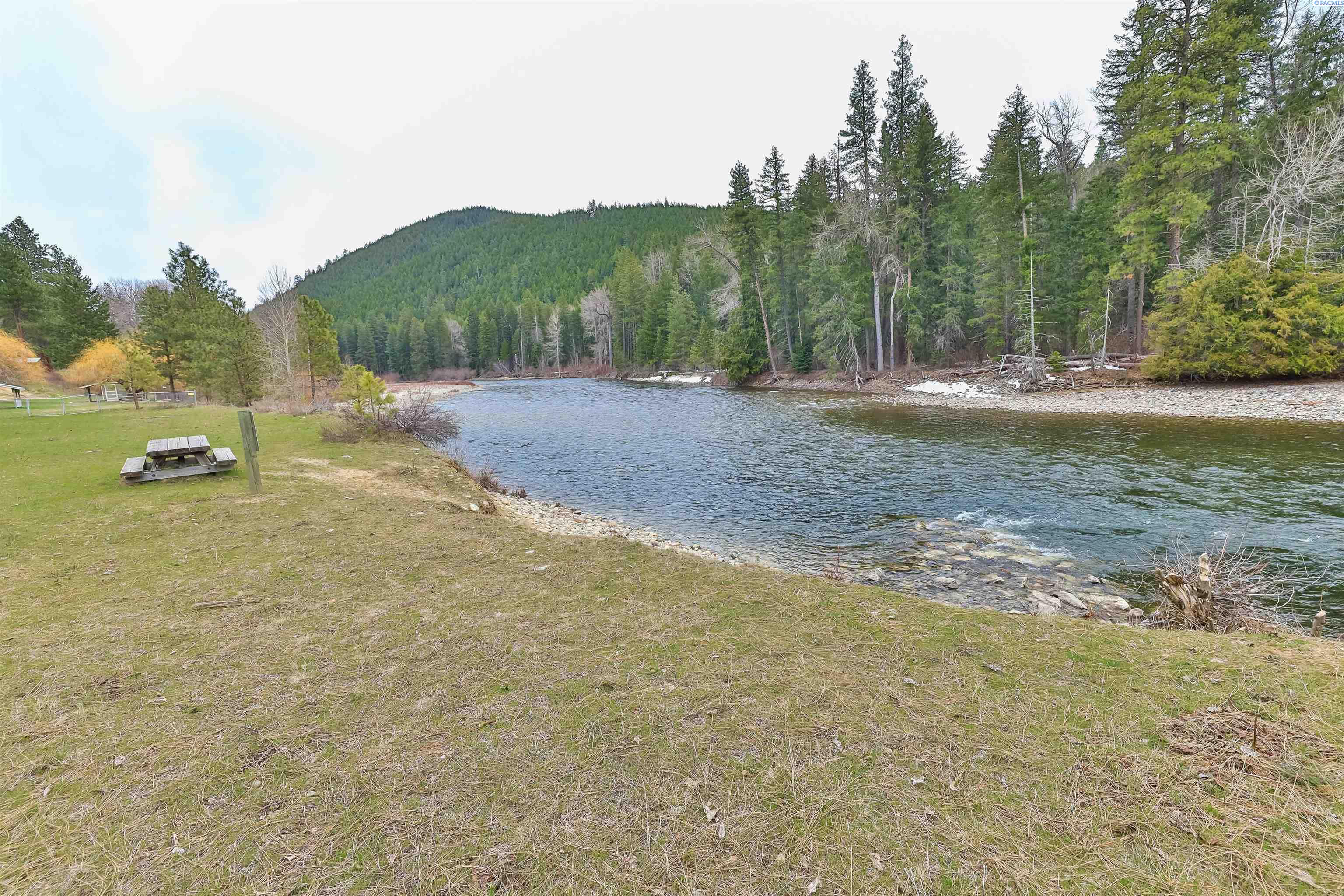 16068 River Road