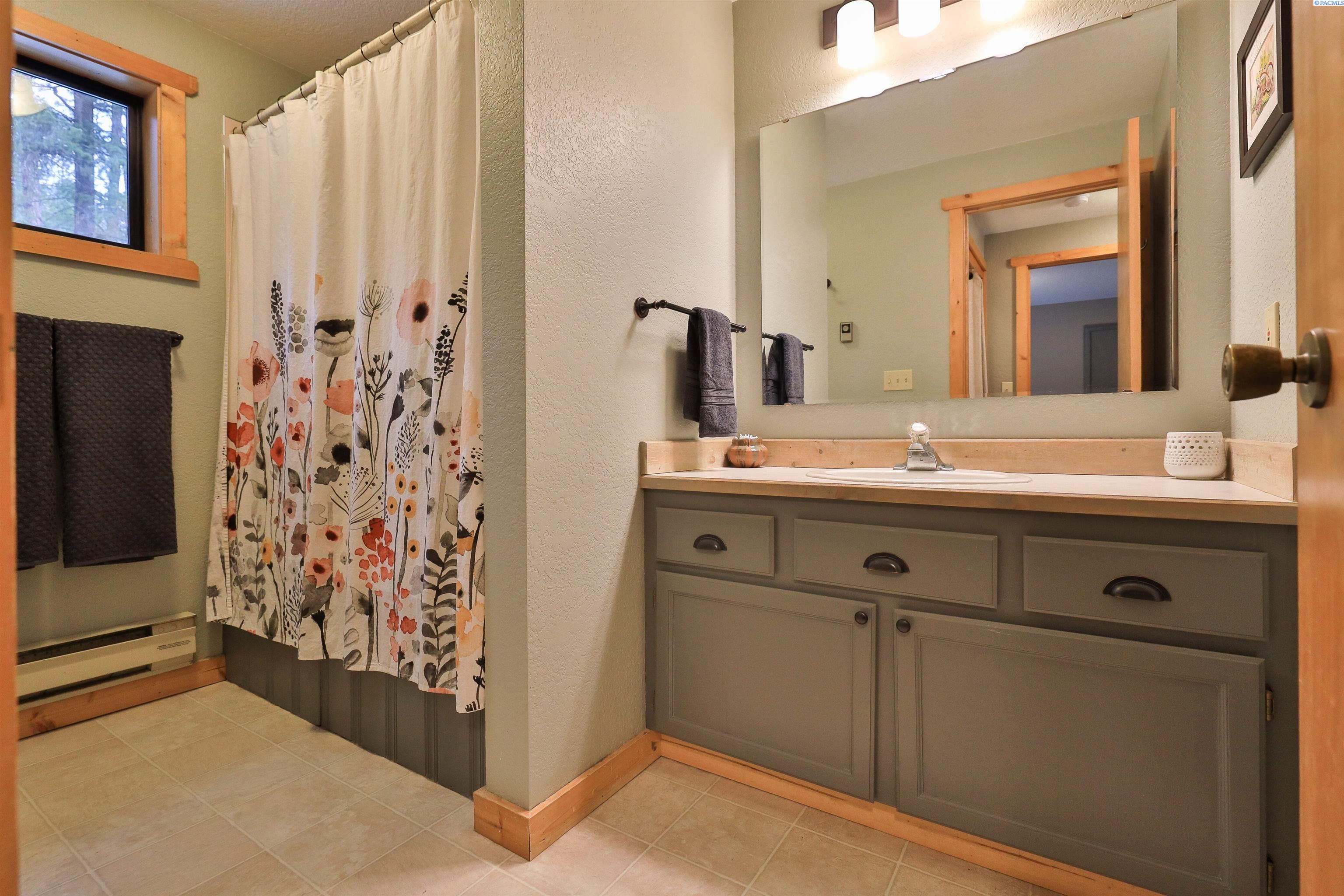 16068 River Road