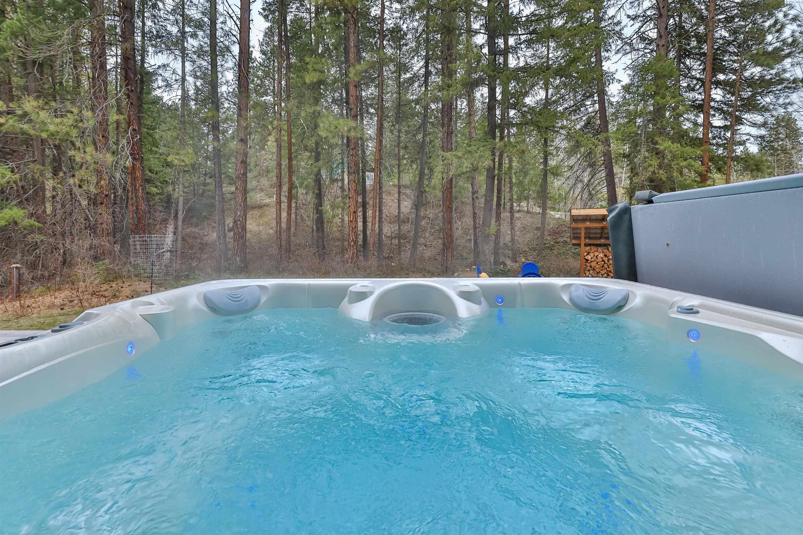 16068 River Road