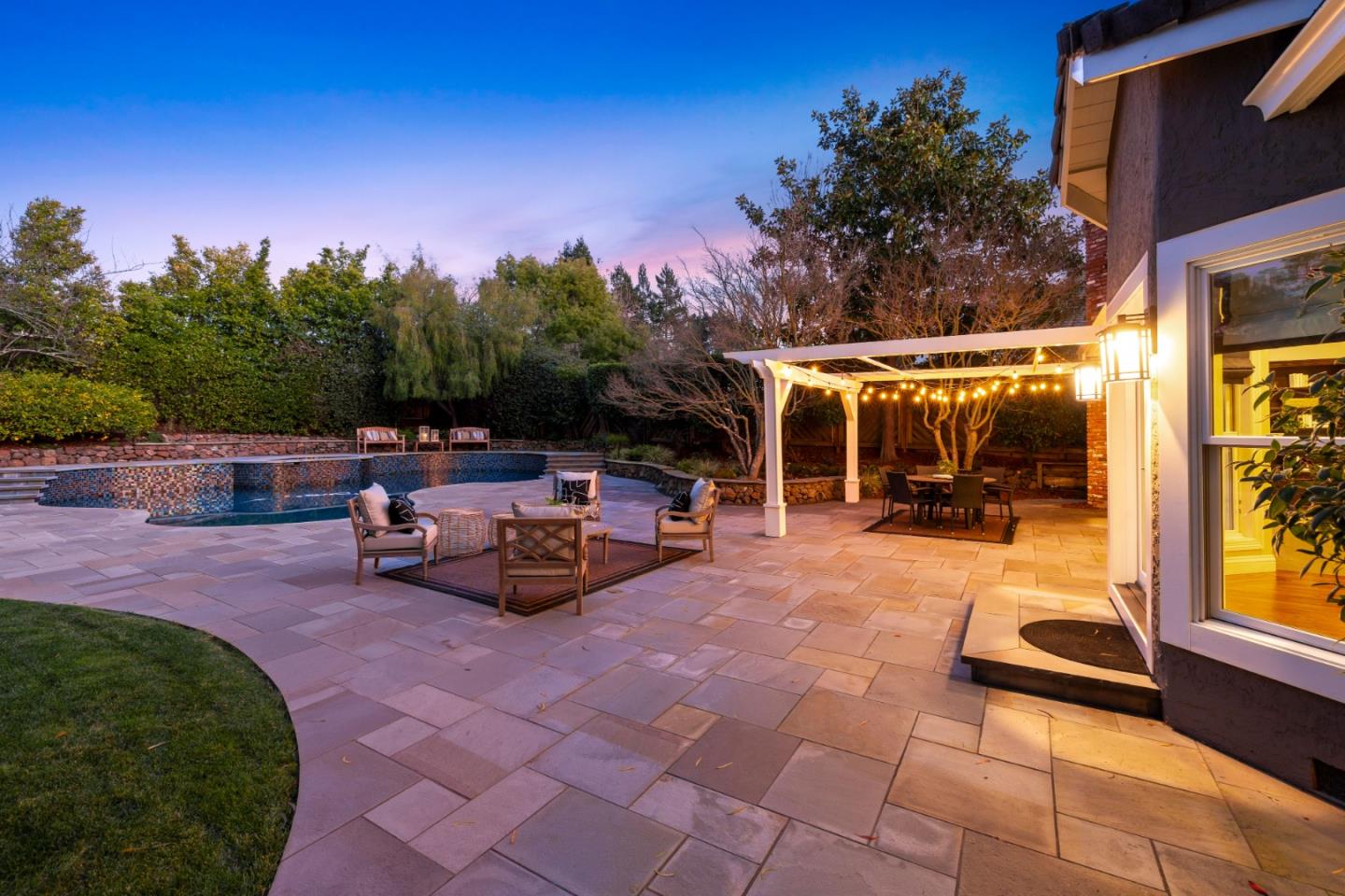 12 Colton CT
