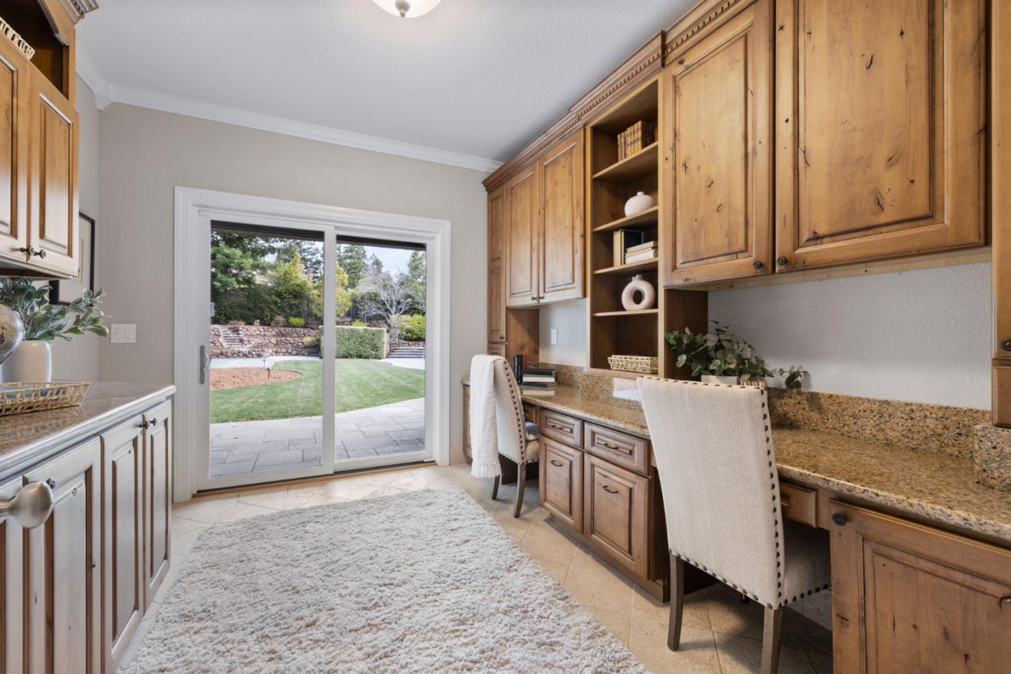 12 Colton CT