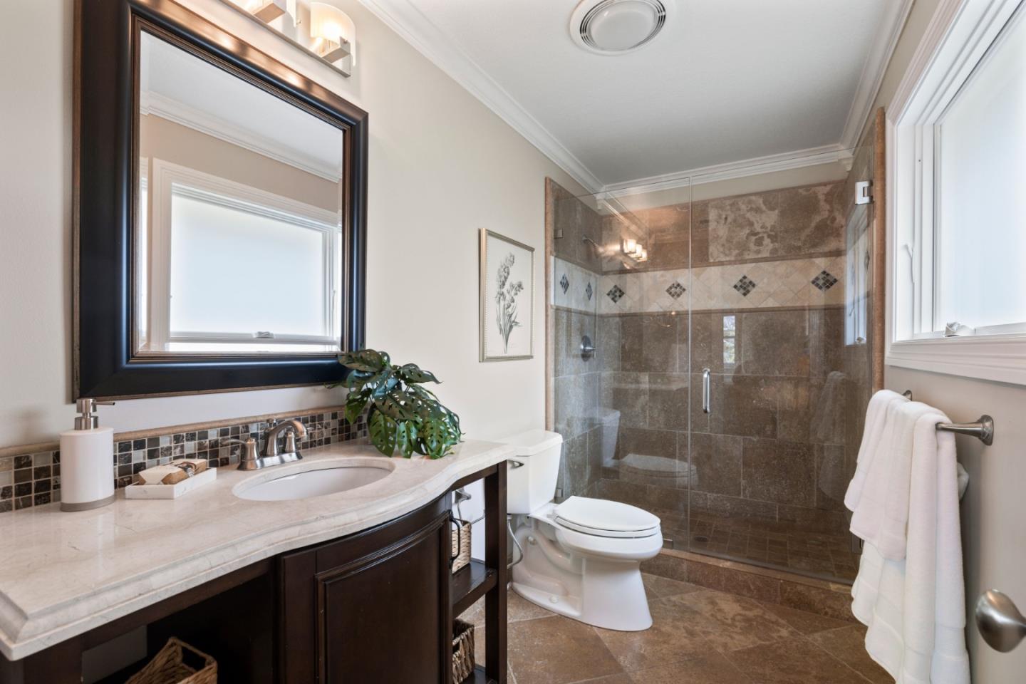 12 Colton CT