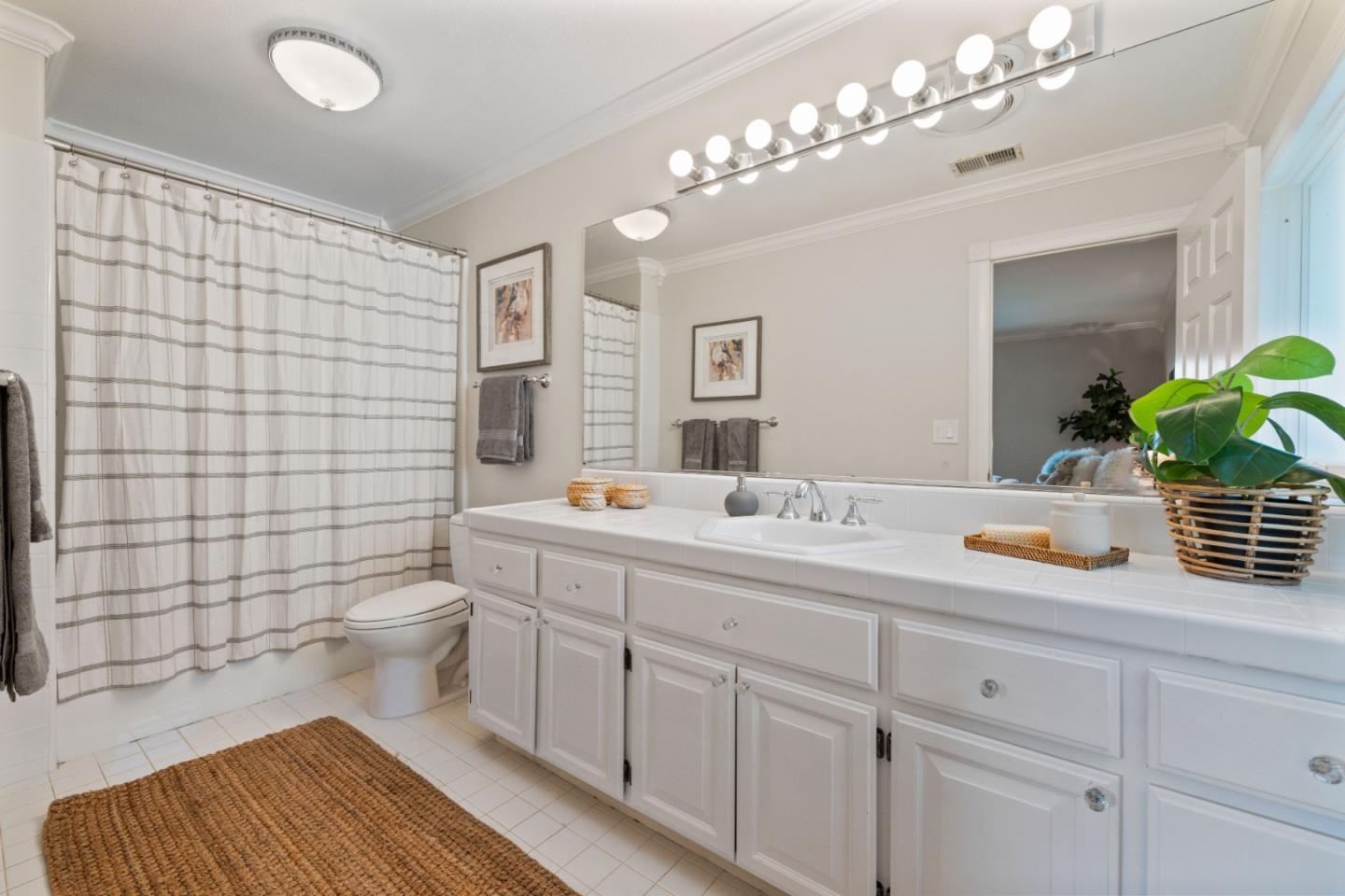 12 Colton CT