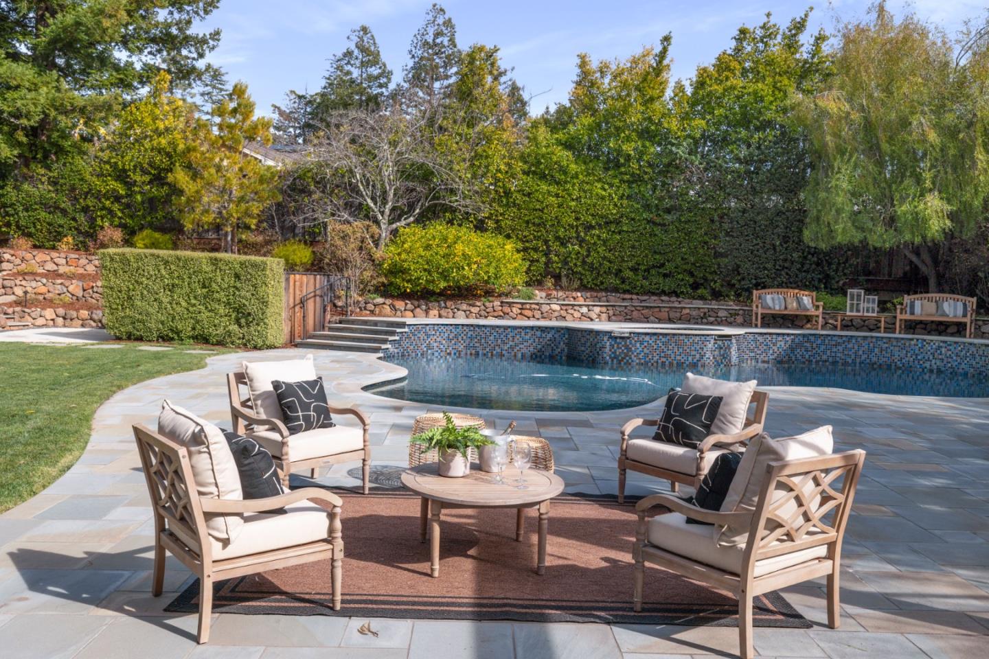 12 Colton CT
