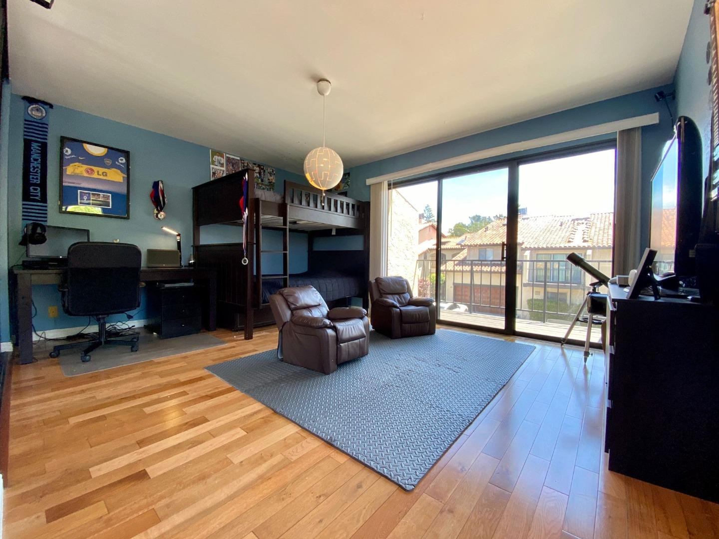 1119 Royal Lane