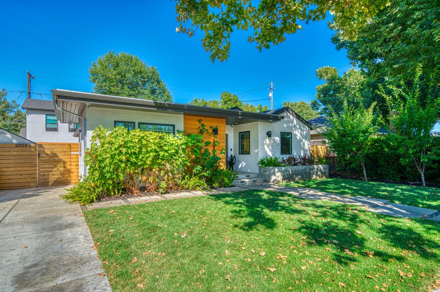 2059 Jonathan Avenue
