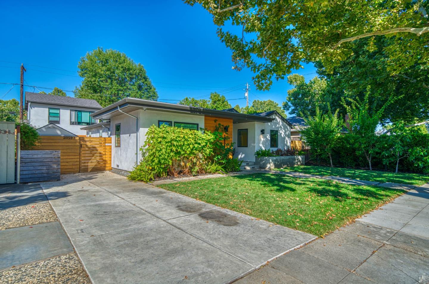 2059 Jonathan Avenue