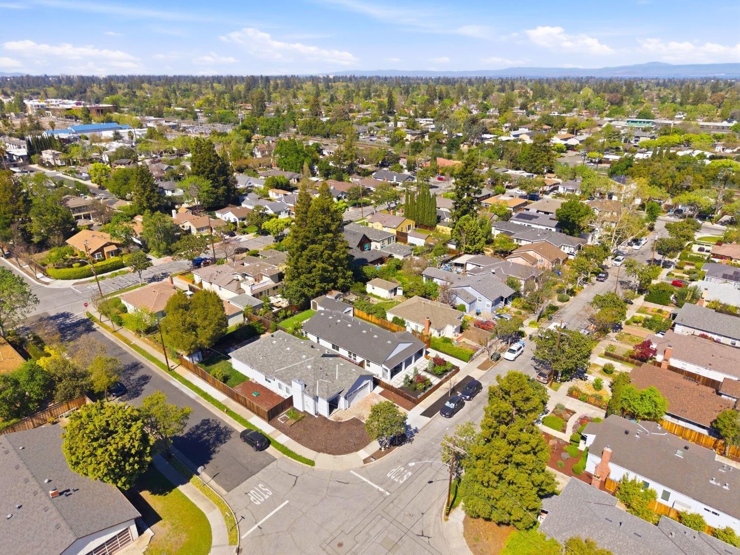 280 Matadero Avenue