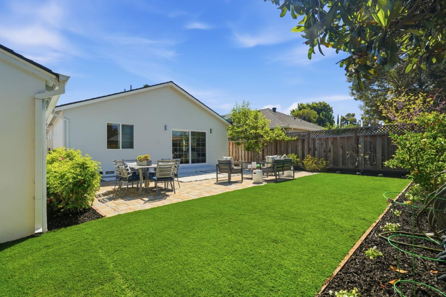 280 Matadero Avenue