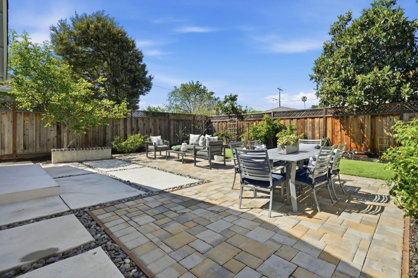 280 Matadero Avenue