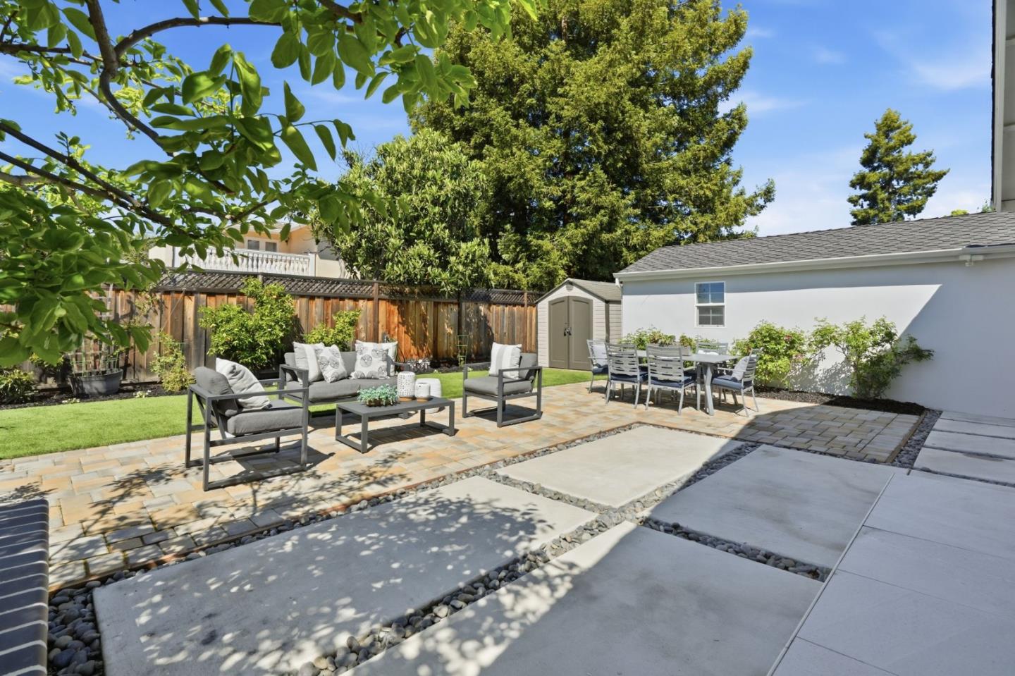 280 Matadero Avenue